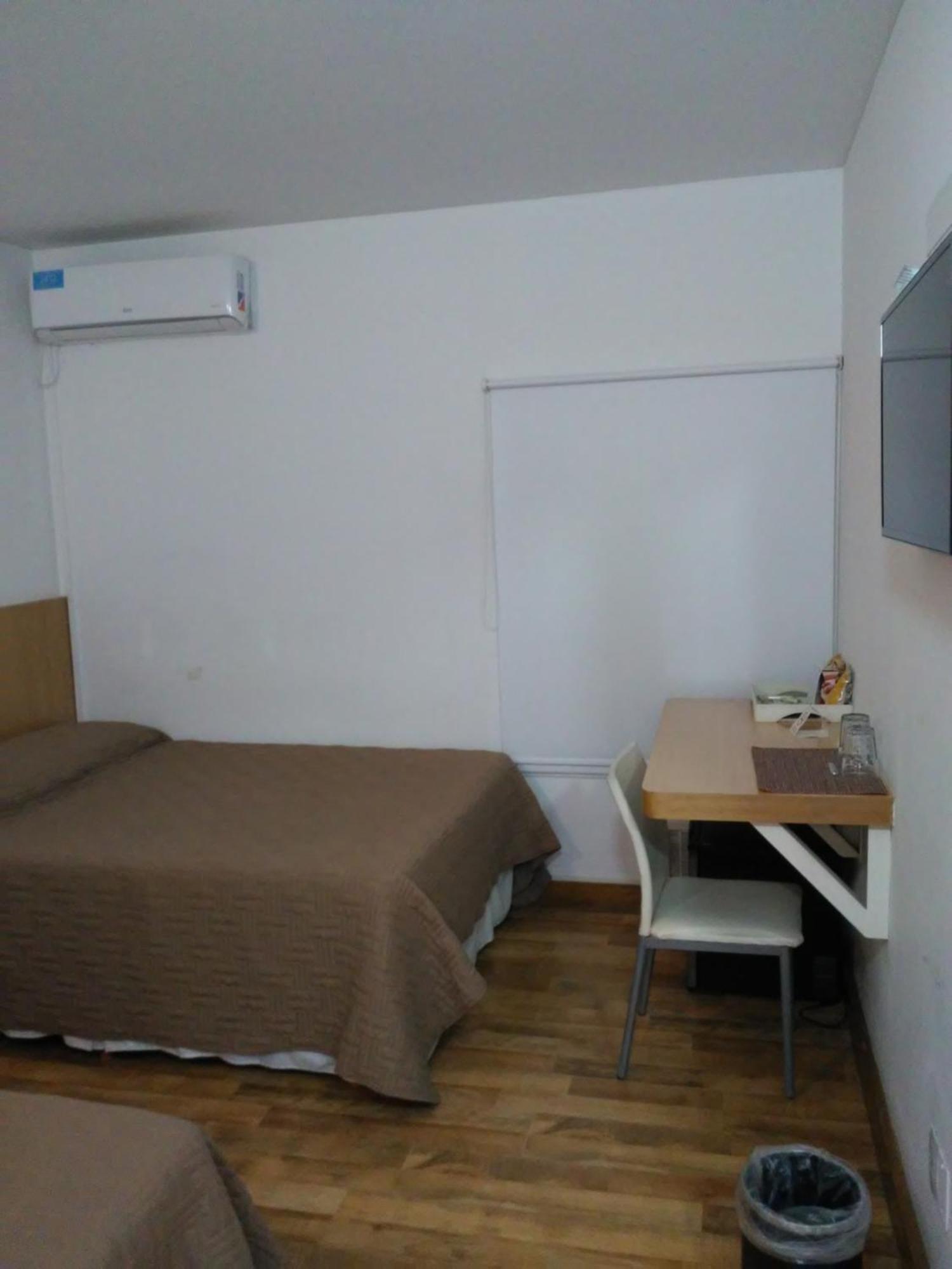 Global Hotel Centenario Bagian luar foto